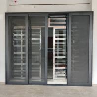 High Performance Sliding Door With Mesh