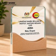 Wooden + Crystal Trophy Award 4980