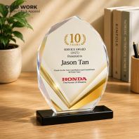 Crystal Trophy Award 0573