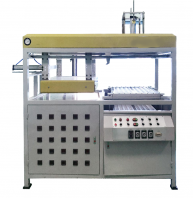 Compact Vacuum Forming Machine