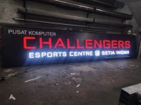 CHALLENGERS_ALUMINIUM BOX UP WITH FRONT LIGHT