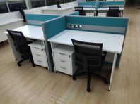 Full board office workstation with wooden leg Full board office workstation with wooden leg
