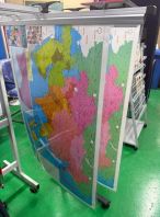 Zeta Plan Hanger Stand