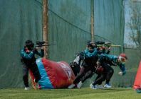 PAINTBALL NET - PE RASCHEL KNOTLESS NET