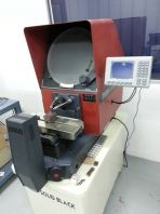 Starrett Profile Projector