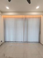 Treatment-family-day-curtain