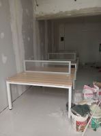 2, 4 & 6-Person Office Workstation Table   Modern Office Desk with Half-Height Glass Partition  Modular & Professional Workspace Solution  Malaysia��s Top Office Furniture Supplier (KL, Selangor, Puchong, Port Klang, Kulim Hi-Tech, Penang & More)