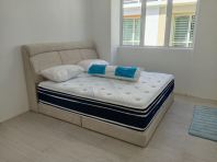SWEET HOME Luxury Mattress Queen Size Set   Queen Size Bed with Spring Mattress + Latex Layer  Complete Set Katil Tilam  Suitable for Home, Condominium, Apartment & Rental Unit  Bedroom Furniture Supplier Malaysia (Penang, KL, Selangor & Nationwide)