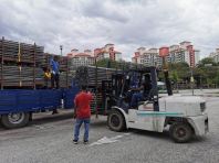 4 Ton Forklift with Operator