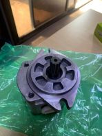ZX200-3 GEAR PUMP HANDOK 