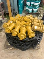 BOTTOM ROLLER PC200 & ZX200 