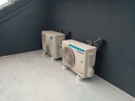 Maluri Aircond Wall Mounted Cleaning Full Service With Top Up Gas R410 R32