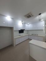 CUSTOM KITCHEN CABINET CUSTOM KITCHEN CABINET