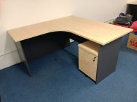 Standard Office Table with Mobile Pedestal  L Shape Office Table  Meja Pejabat Murah Malaysia  Office Furniture Supplier  �칫��