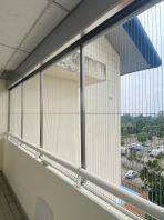 Commercial Building Link Bridge Area To Prevent Pigeons