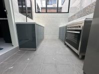 3G Glass/Aluminium Cabinet