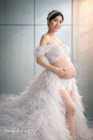 Professional Maternity Photographer JB