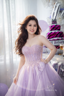 studio 21st birthday portrait photography