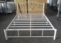Lovely Queen Bed/ Tahan Berat & Kualiti Tebal. Lovely Queen Bed/ Tahan Berat & Kualiti Tebal.