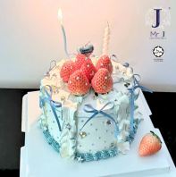 Strawberry Birthday Cake | Cream Cake Strawberry Birthday Cake | Cream Cake