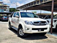 2011 TOYOTA HILUX 2.5D DC MANUAL 1 OWN TIP TOP