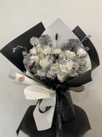 "Black Friday" Soap and Preserved Flowers Bouquet "Black Friday" Soap and Preserved Flowers Bouquet
