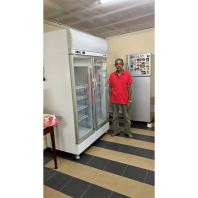 WONDERFUL MACHINERY COMMERCIAL REFRIGERATORS DOUBLE DOOR / UPRIGHT CHILLER