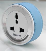 Universal Adaptor, White/Blue