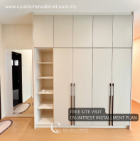 Clean and simple Wardrobe @ Klang