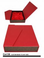CM 138 - CM GIFT BOX