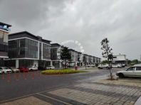 [FOR RENT] 3 Storey Semi-Detached Shop (G/F) At Iconic Point, Simpang Ampat