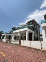 [FOR SALE] 3 Storey Bungalow House Corner At Taman Lembah Indah, Simpang Ampat