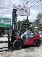 Toyota 7 Series 3.0 Ton Diesel Forklift (Refurbished)