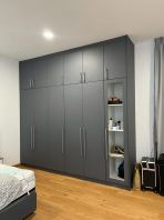 CUSTOM DESIGN WARDROBE