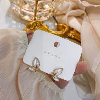 WOMEN WHITE SMALL BUTTERFLY EARRINGS ��Լ�ٴ��ɫ��������