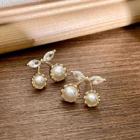 CUTE CHERRY PEARL DIAMOND EARRINGS �ɰ�����ӣ���������