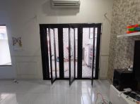 RESIDENCE FOLDING DOOR WITH CASEMENT SPECIALIST IN BANDAR SAUJANA UTAMA, SUNGAI BULOH