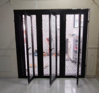 RESIDENCE FOLDING DOOR WITH CASEMENT SPECIALIST IN BANDAR SAUJANA UTAMA, SUNGAI BULOH