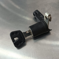 Yamaha Y16ZR Seat Lock