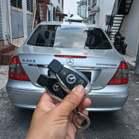 Mercedes - Benz E200