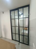 Sliding Door