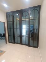 Sliding Door