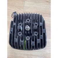 SUZUKI TS125 CYLINDER HEAD 1977-1978 SUZUKI TS125 CYLINDER HEAD 1977-1978