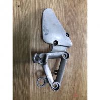 HONDA CBR 1100 XX BLACKBIRD 1996-1998 (CBR1100XX SC35) FOOTREST HANGER RIGHT