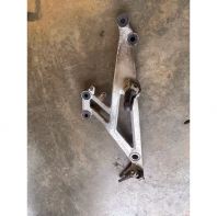 DUCATI MONSTER 900 STAY BRACKET RIGHT (1999) DUCATI MONSTER 900 STAY BRACKET RIGHT (1999)