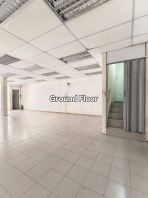 Taman Johor Jaya , Jalan Rosmerah @ 3 Storey Shoplot FOR RENT
