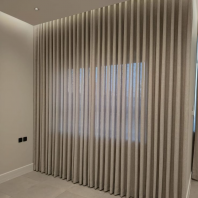 Ripplefold Curtain Minimalis di Denai Alam