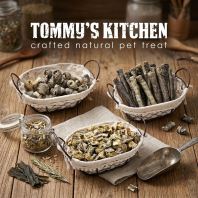 *Ready Stock* Tommy Kitchen Dehydrated Salmon Skin 100g Dog Treats/Cat Treats/Dog Chewing