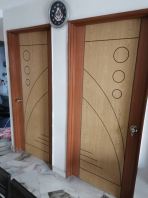 LAMINATED DOOR