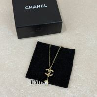Chanel CC Pearl Necklace- Preloved Luxury Necklace